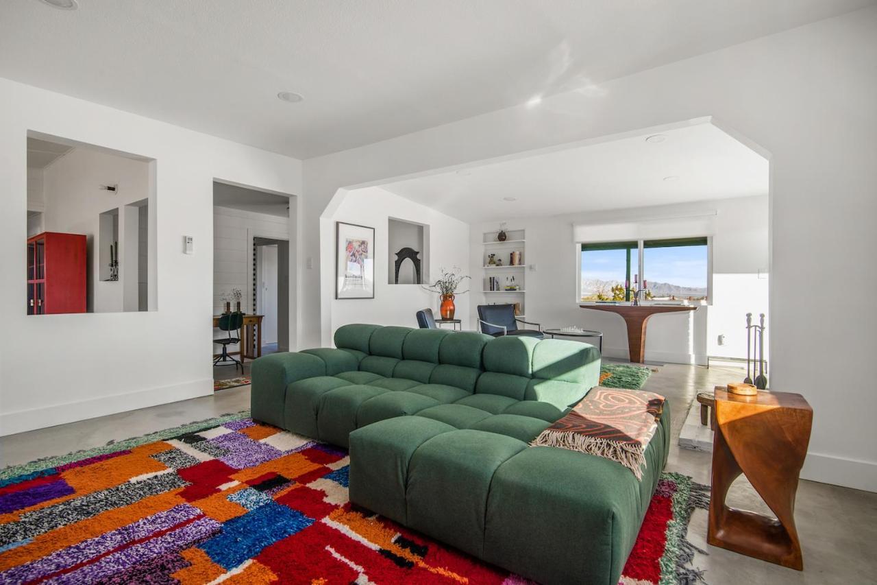 Wonder Valley Green House - Near Joshua Tree National Park トウェンティナイン・パームズ エクステリア 写真